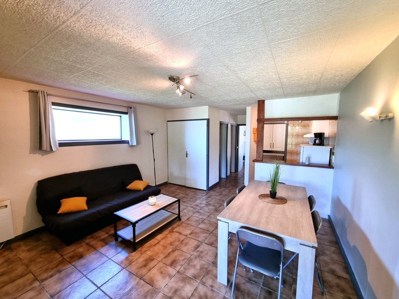 Appartement 2 pièces 49 m2, à SAINT GENIES (Dordogne)