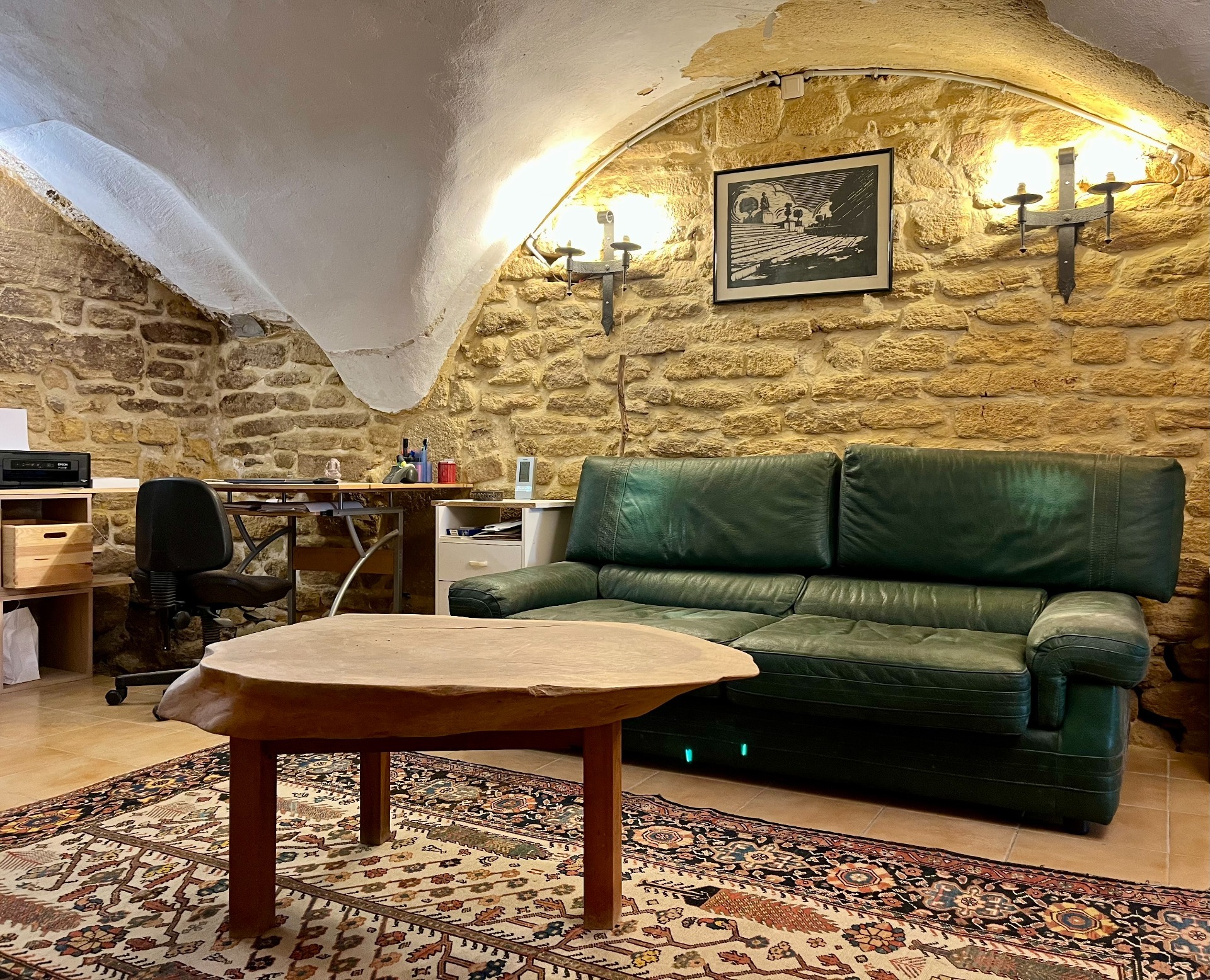 Maison de village en pierre – 101 m² – cœur de Remoulins