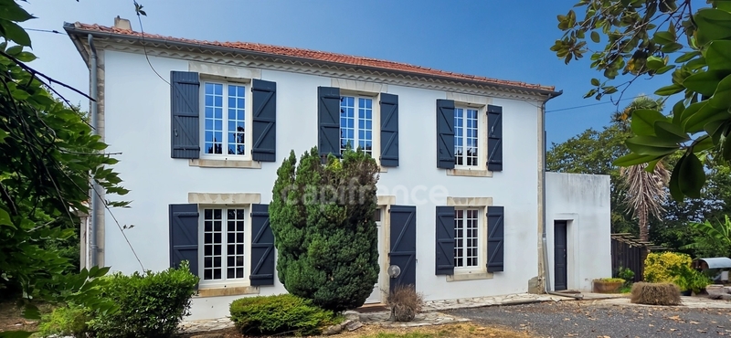 Maison à vendre 7 pièces REANS (32)