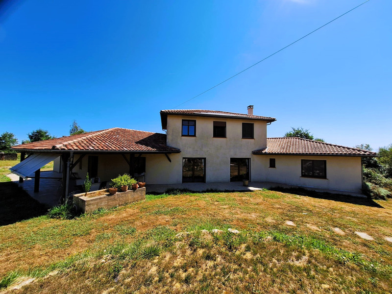 Maison d'architecte de 250 m² 4 chambres Terrain de plus de 5 000 m² Proche Paisance et Nogaro