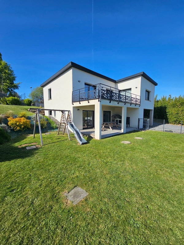 Maison à vendre 6 pièces ROSNOEN (29)