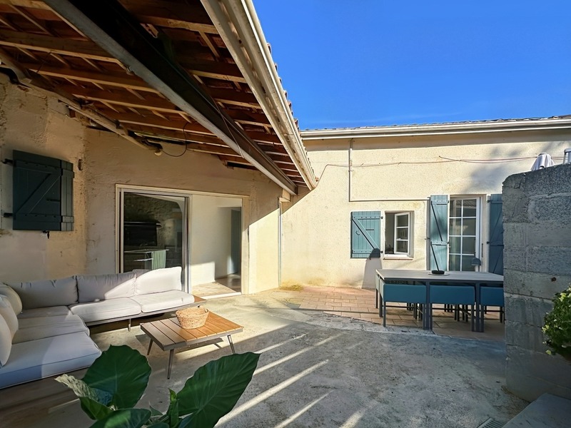 Dpt Gers (32), à vendre LANNEPAX maison P5 de 168 m² - Terrain de 656,00 m² - Plain pied