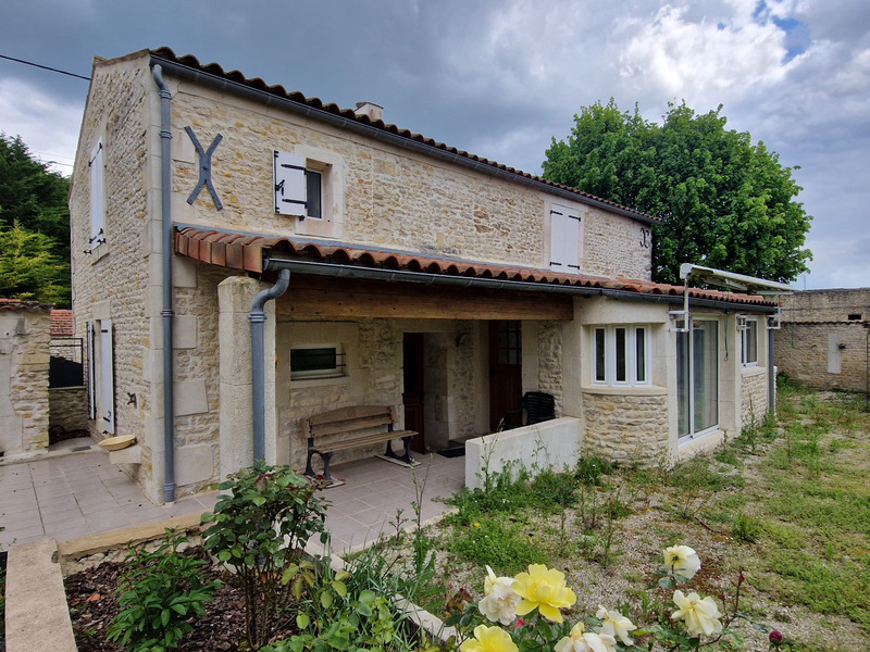 Maison à vendre 5 pièces SAINT CREPIN (17)