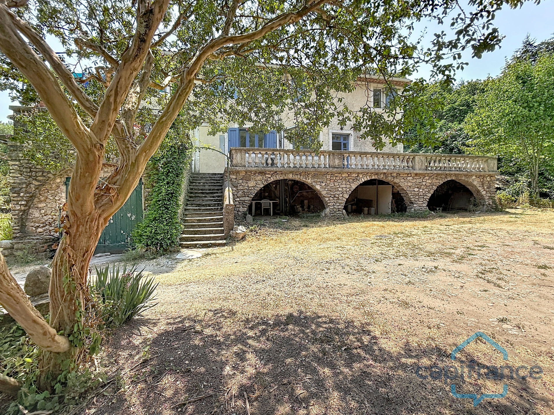 Maison à vendre avec 1 T4 de 80 m2 + 2 T2 de 36 m2 SAINT JEAN DU GARD (30)terrain environ 10719 m2