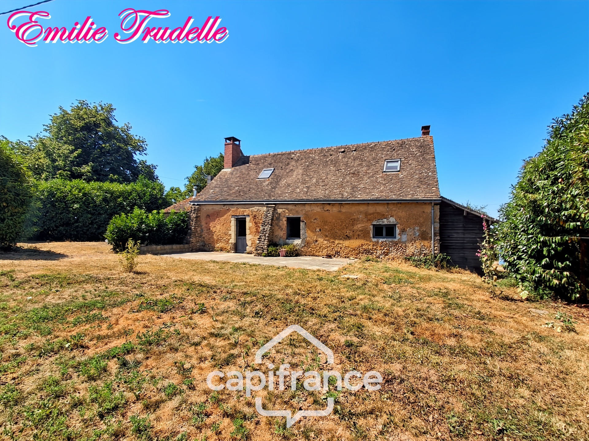Longère de caractère du XVe siècle à vendre 5 pièces NUILLE LE JALAIS (72) – 105 m²- 3ch – Terrain de 1 823 m²