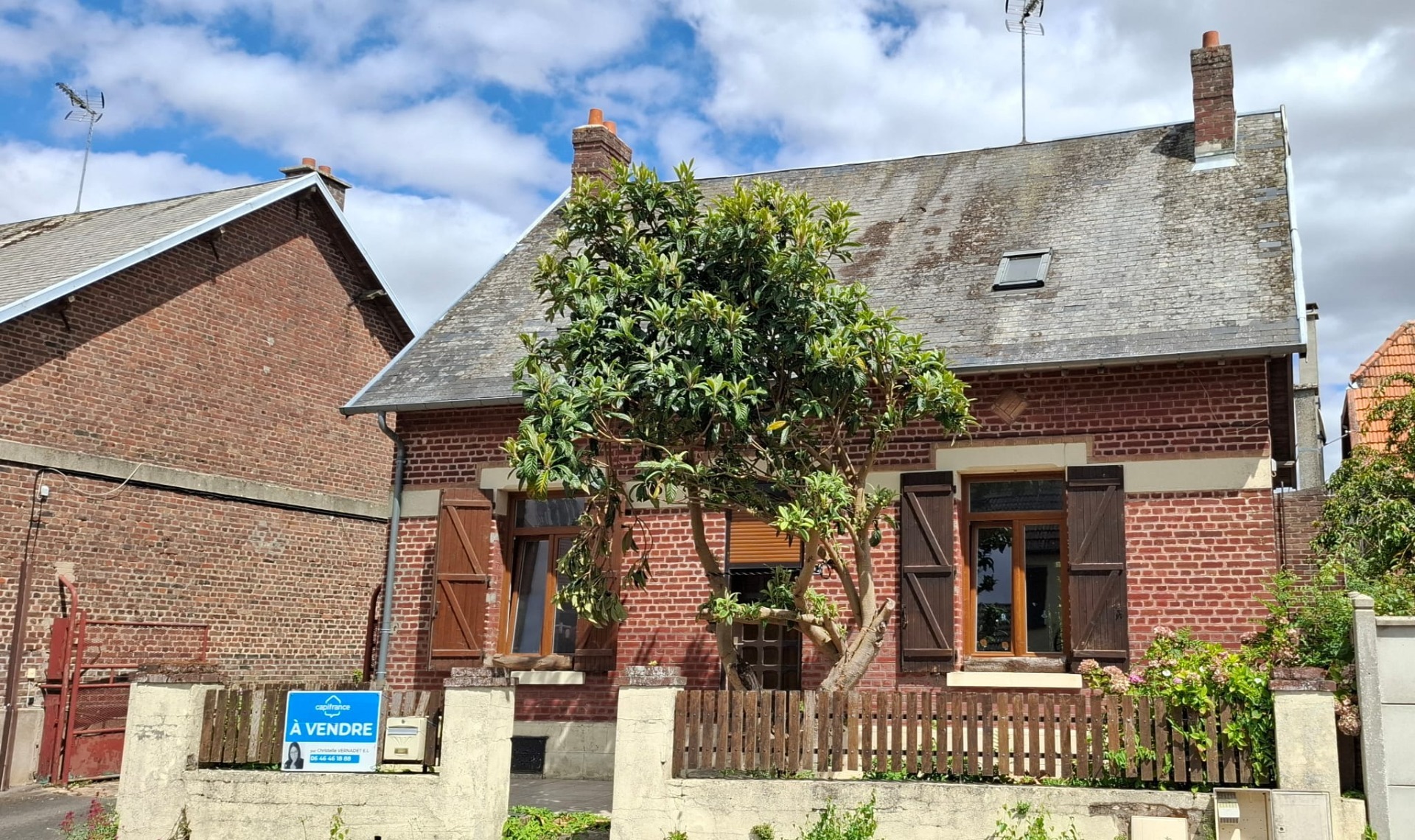 Maison indivuelle à vendre 6 pièces, Garage et Jardin ETREILLERS (02590)