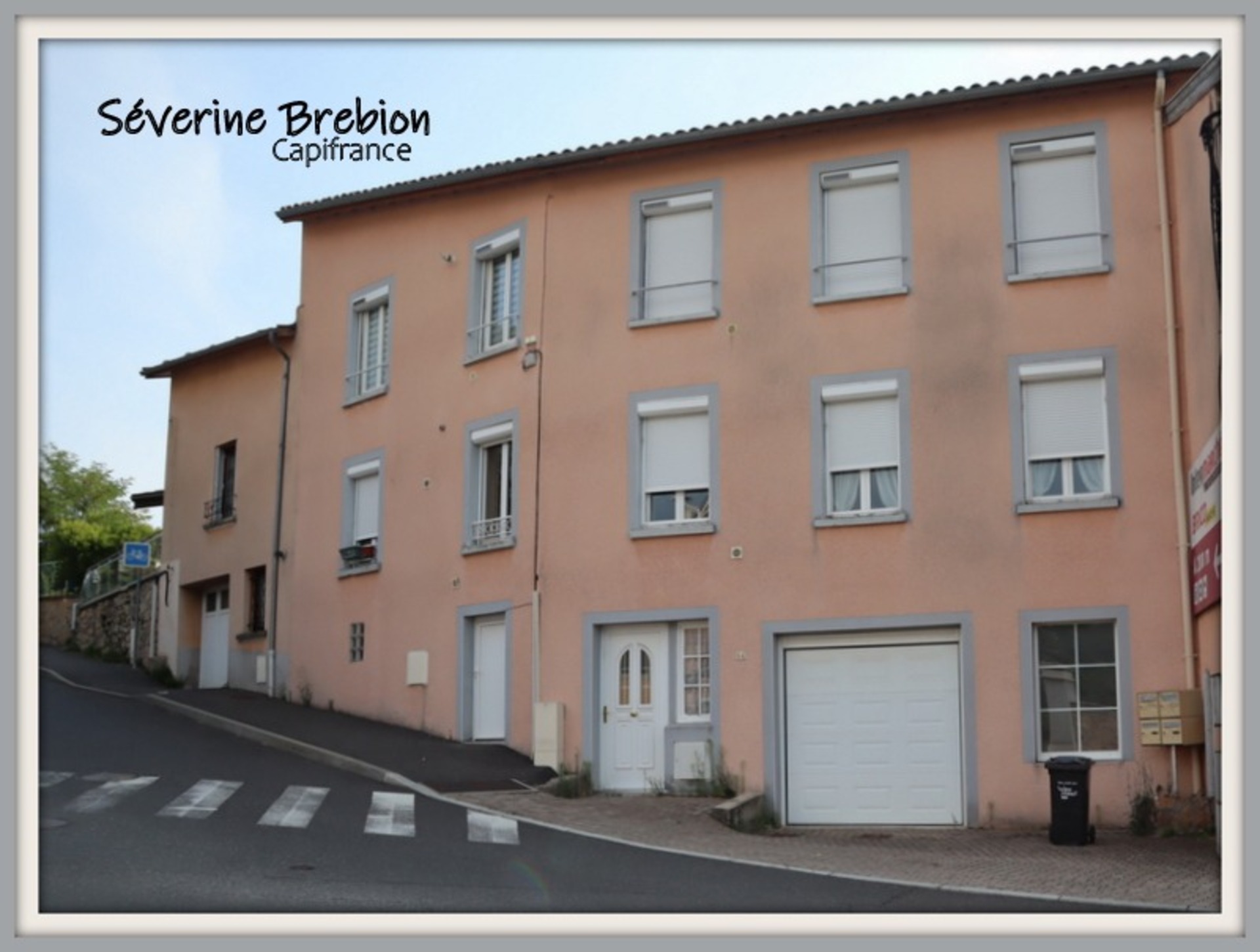 Immeuble à vendre NOIRETABLE (42), 4 appartements, jardin, garage