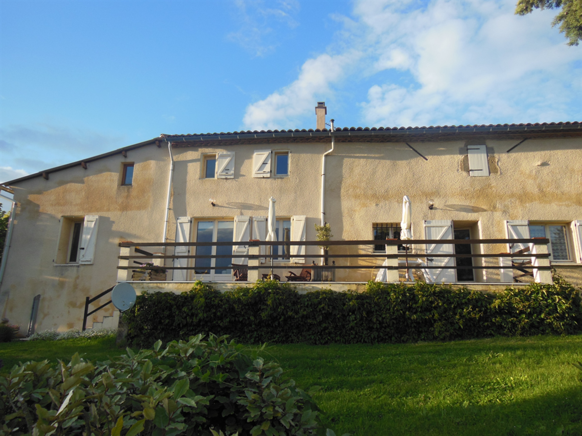 Dpt Haute Garonne (31), à vendre SAINT JULIA maison P8 de 287 m² - Terrain de 4680 - Plain pied