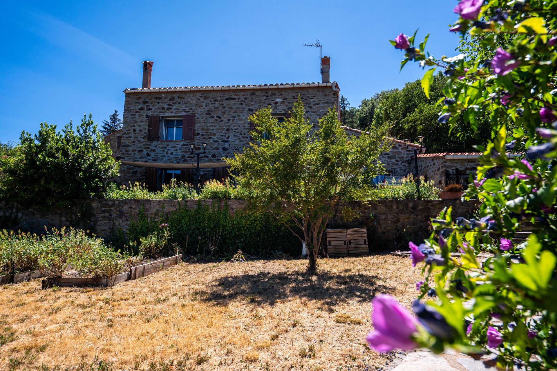 Ensemble immobilier d'exception à vendre à TAULIS (66)