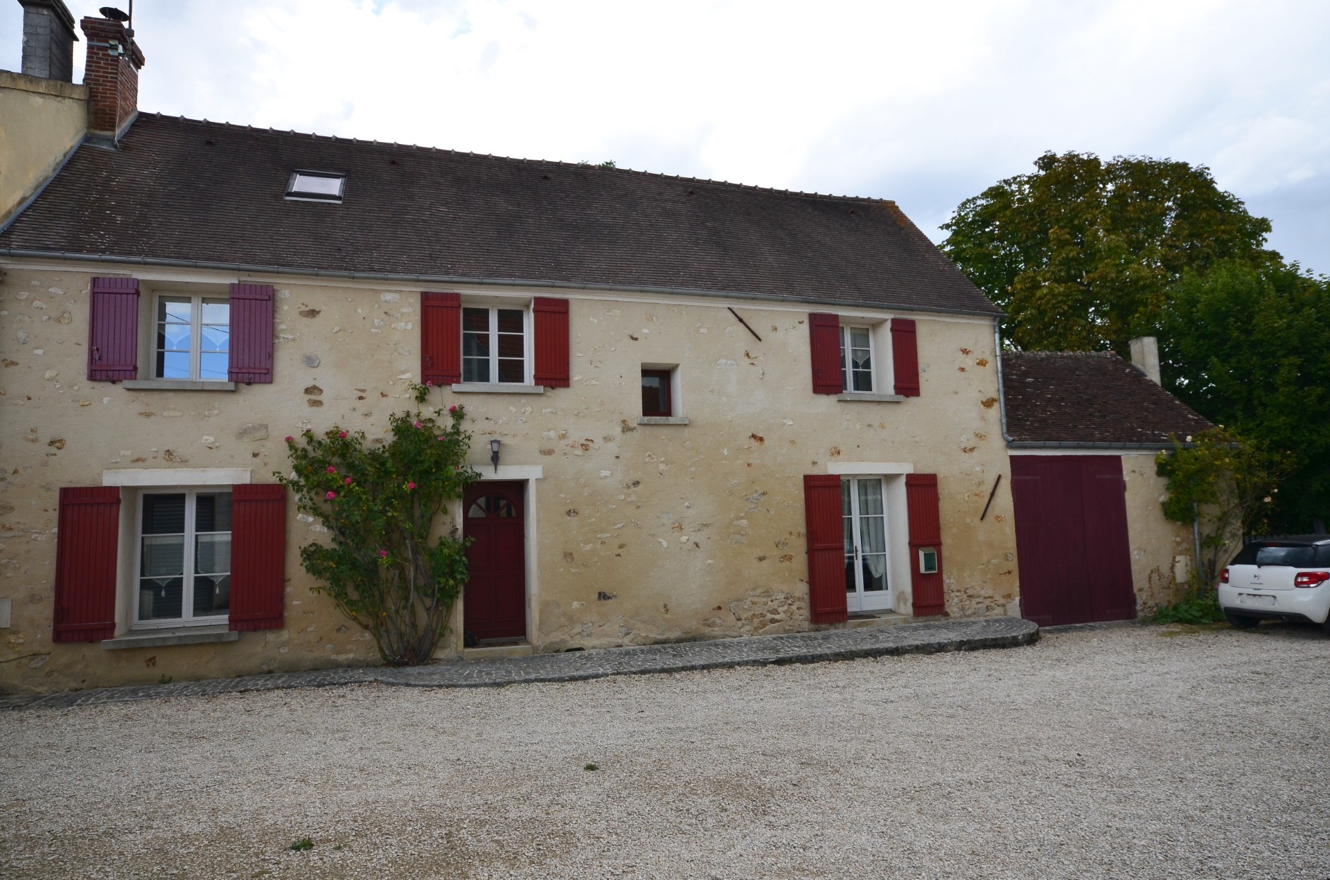 CHARLY SUR MARNE (02) à vendre Maison de caractère de 7 pièces