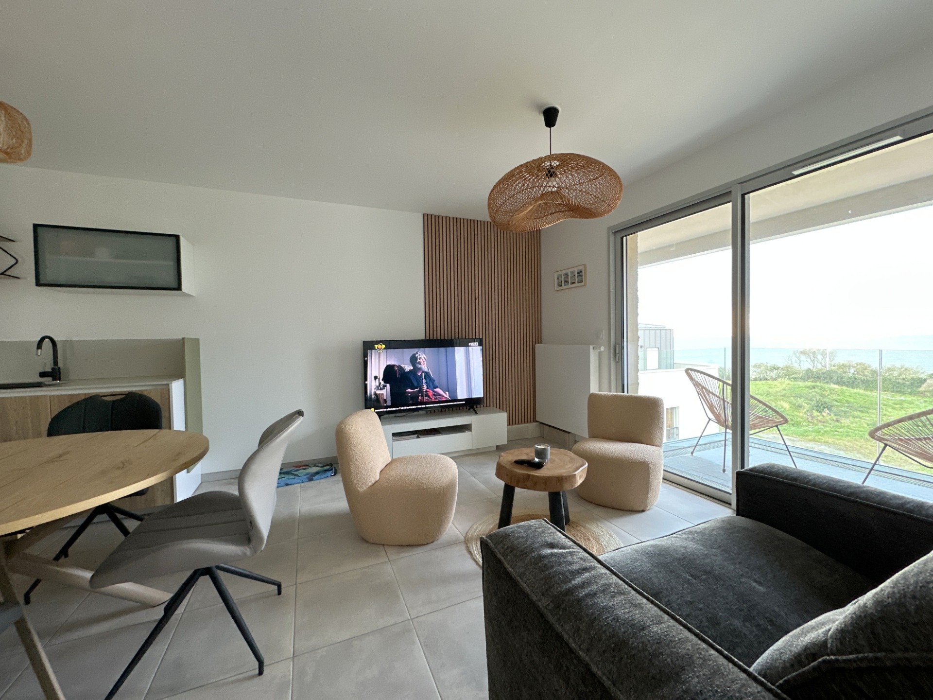 Granville, à 300 mètres de la plage d'Hacqueville, appartement T2 de 2022 avec superbe vue !!!