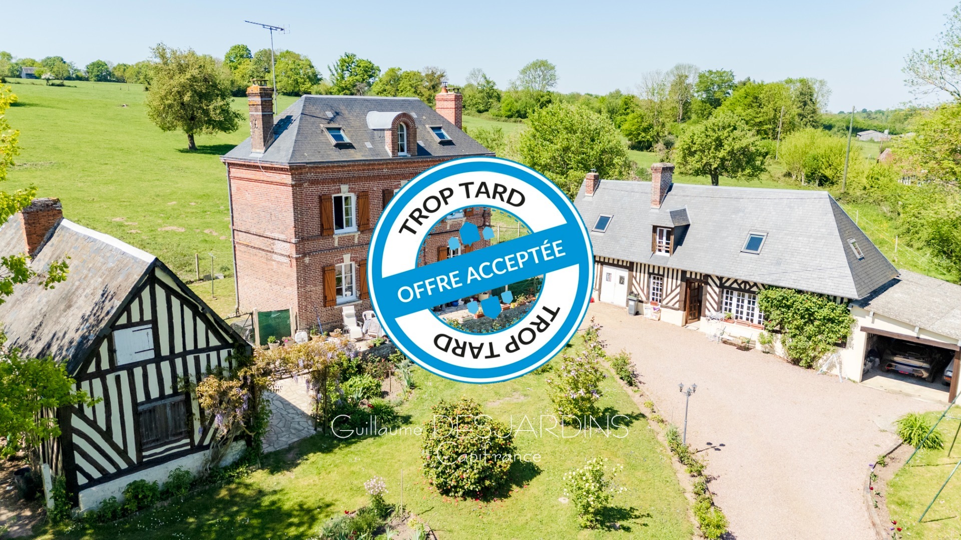 Maison et ses dépendances entre LIVAROT et SAINT PIERRE EN AUGE