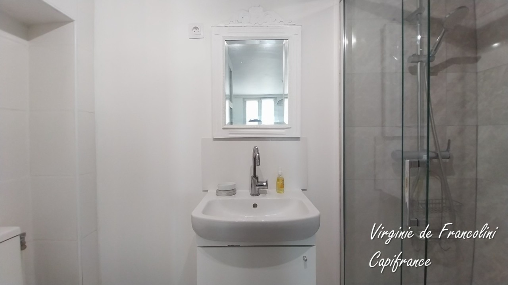 Saint-Maurice-A vendre appartement 2 pièces-Rénové-32 m2-Cave-Proche Bois de Vincennes-Bords de Marne-Ligne 8