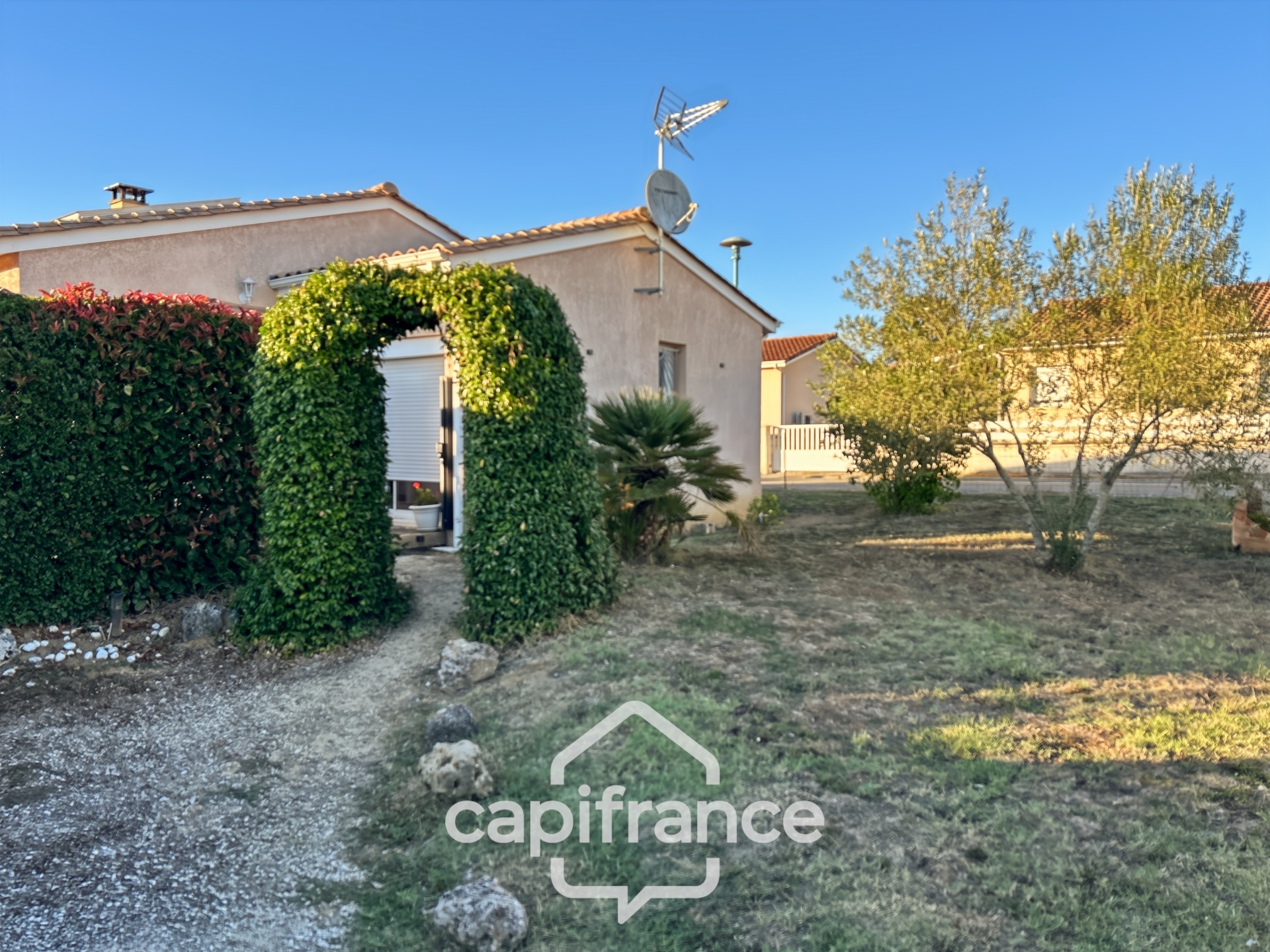 Maison de plain-pied 80 m² avec piscine sur terrain de 650 m² – Lavardac