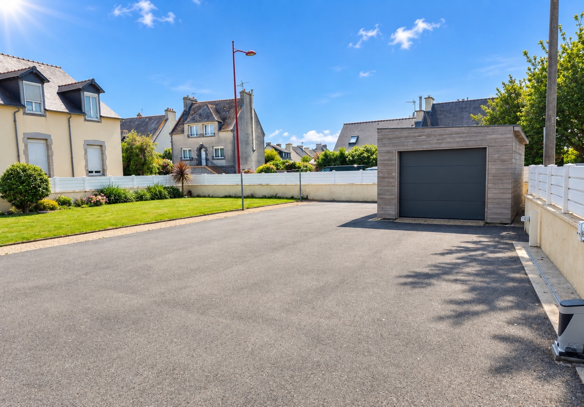 Lesneven – Maison familiale d’environ 185 m² – 6 chambres – Terrain de 739 m²