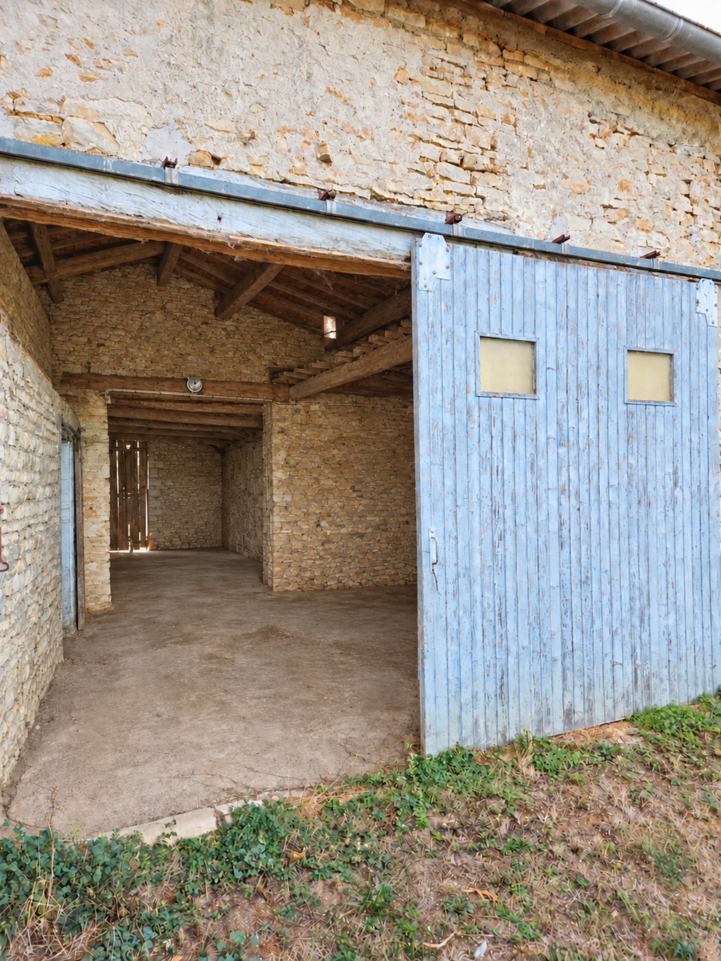 A vendre Grange de 226 m² – proche de Tournus - Uchizy - Volumes exceptionnels et nombreuses possibilités