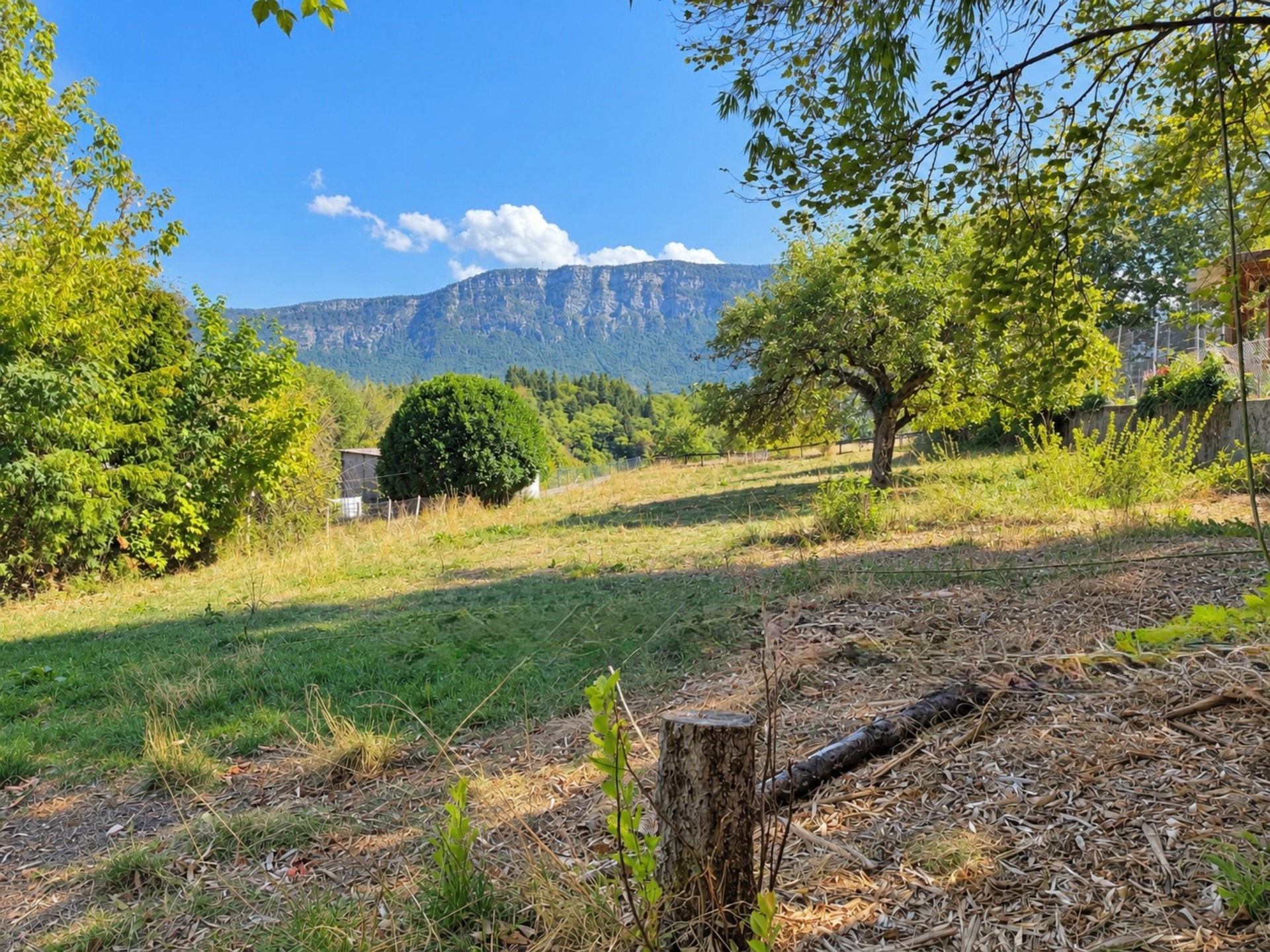 DULLIN (73610) : Terrain de 578 m², non viabilisé