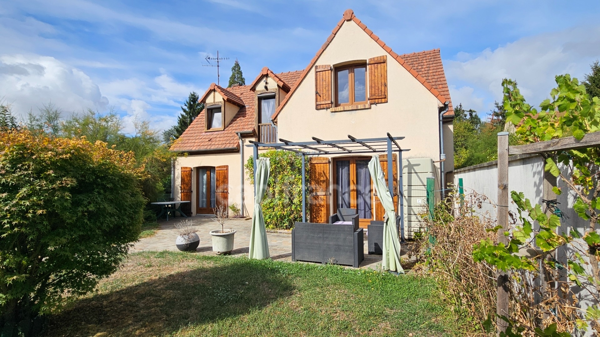 Maison à vendre 7 pièces AUVERS SAINT GEORGES (91)