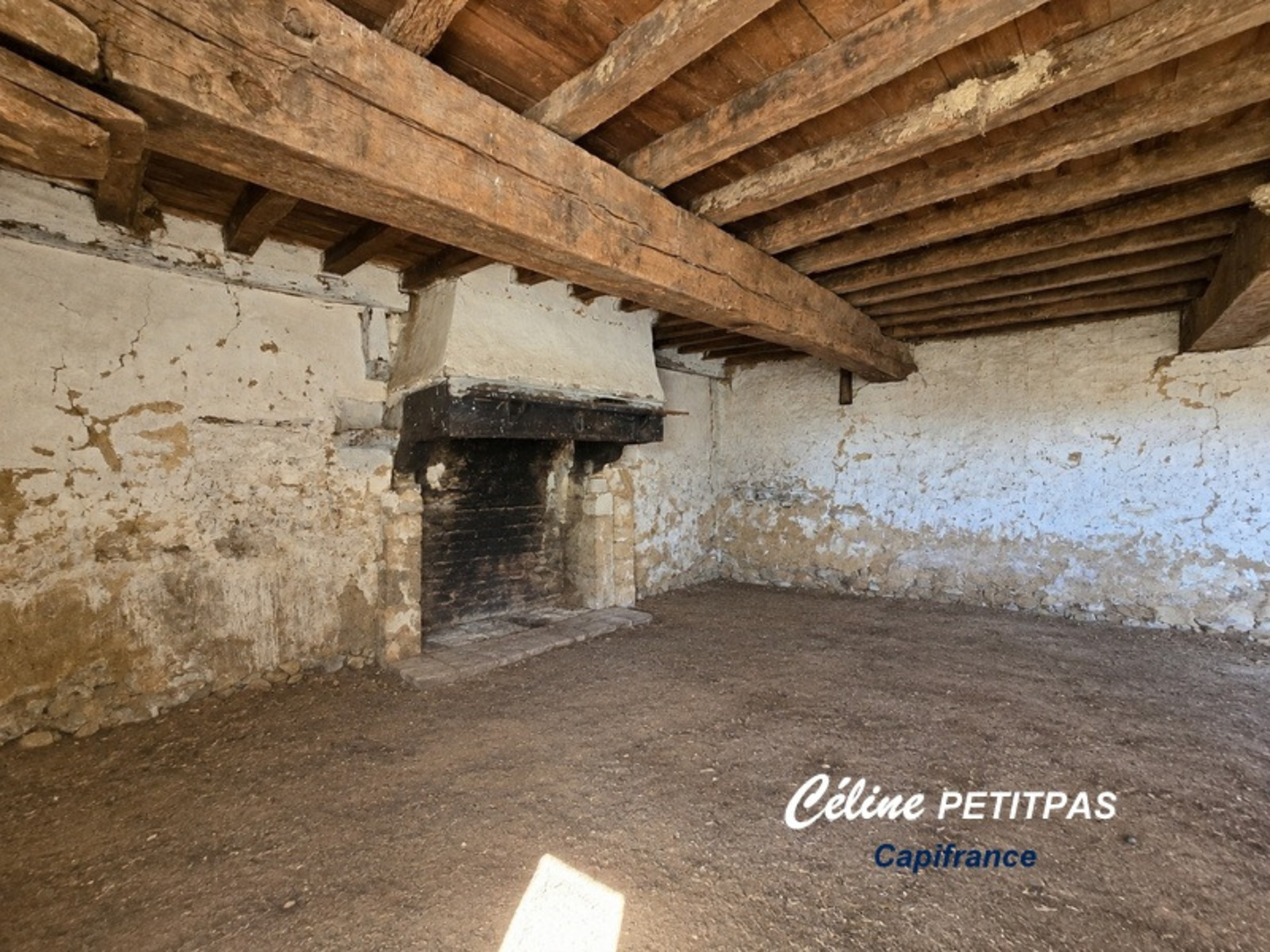 Maison mitoyenne à rénover – Iffendic – 2 pièces – 100m² – terrain de 800 m²