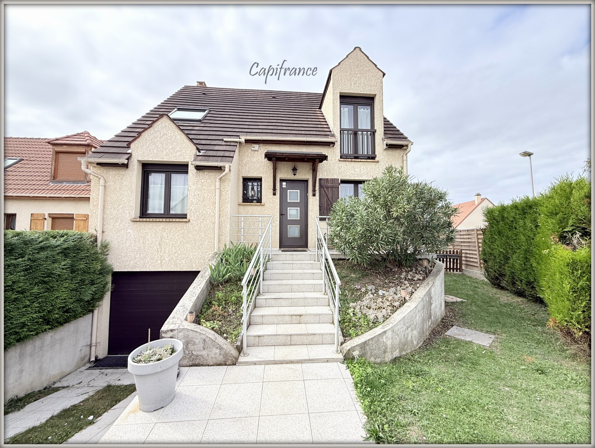 VILLEPINTE – Quartier Haie-Bertrand | Maison individuelle 133 m² (150 m² au sol) – 5 chambres – Sous-sol total & Jardin