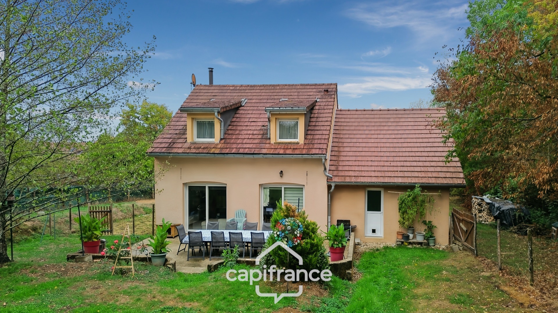 Maison récente avec grand terrain, terrasse et garage à Saillenard (71580)