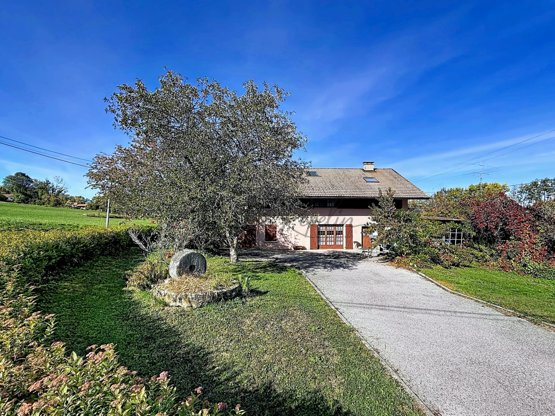 Maison à vendre 9 pièces (74)