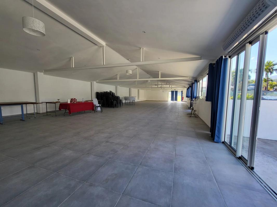 Location d'un local commercial 370m2