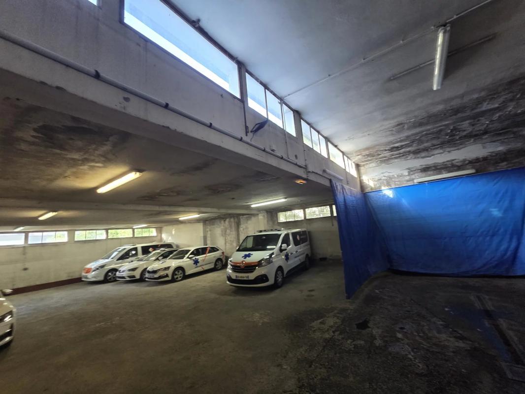 Local Bureaux Entrepôts Centre Ville Briançon 667m2