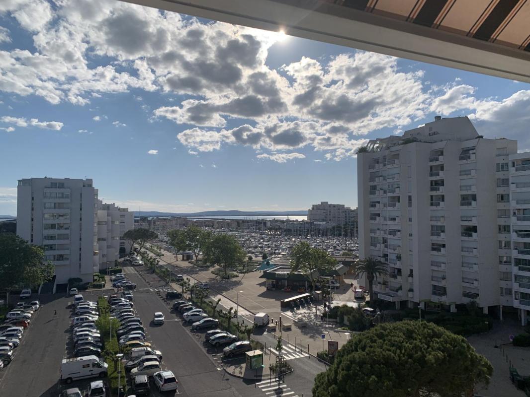Opportunité d'investissement rare pour cet appartement dernier étage T4 traversant en viager occupé Carnon vue mer plein sud