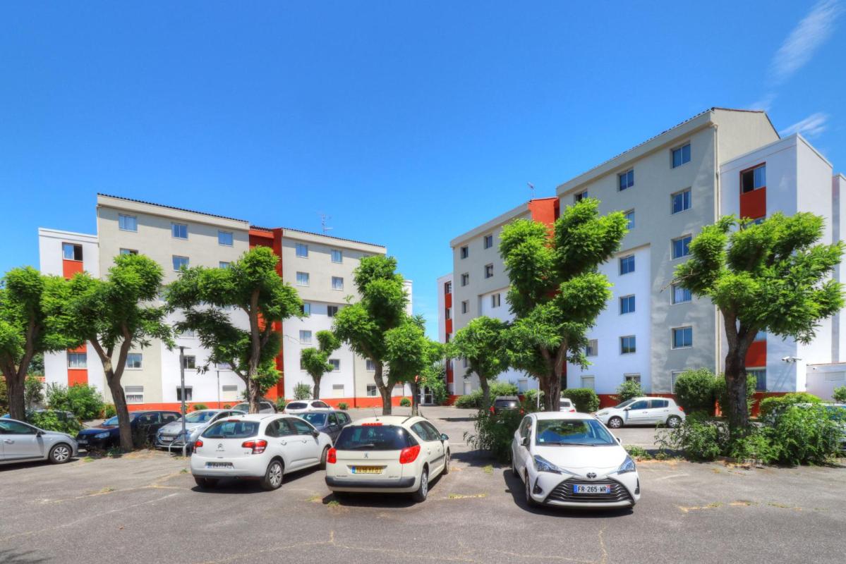 Vente Studio Meublé - Pour Investissement Locatif uniquement, avec très bonne rentabilité et défiscalisation possible en LMNP