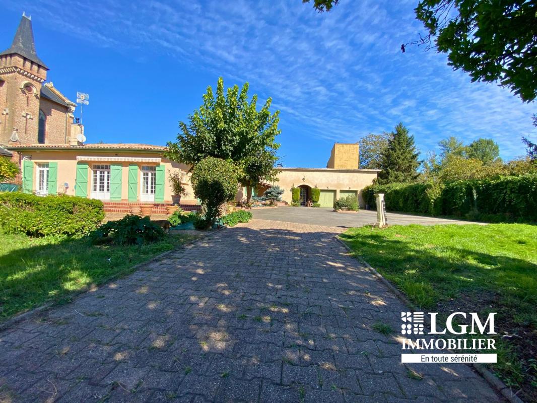 Albefeuille-Lagarde, Villa de plain-pied avec loft et piscine d'exception