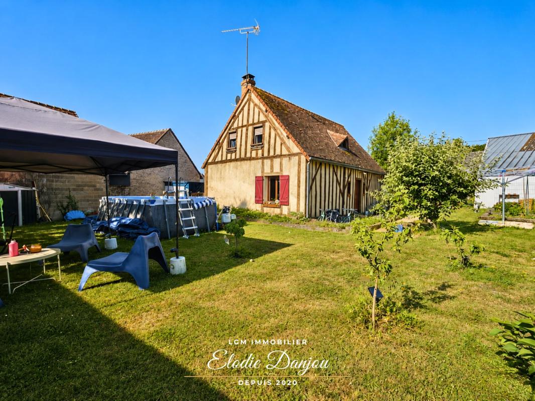 Maison à colombages – 5 chambres – Jardin et cour - Authon proche Château-Renault