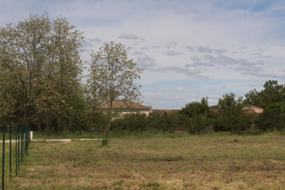 Terrain constructible, au calme sur Puygaillard de Quercy