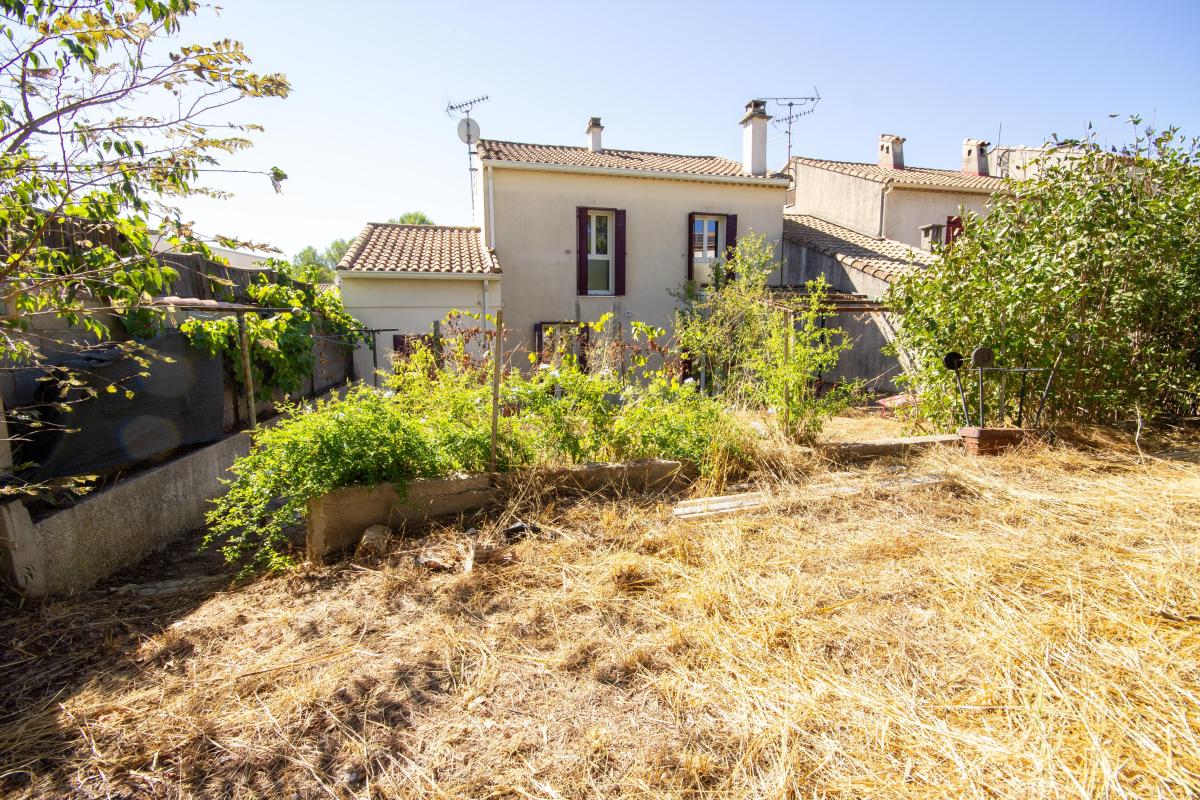 EXCLUSIVITÉ JACOU — Villa T4 baignée de lumière avec jardin proche tramway et commodités