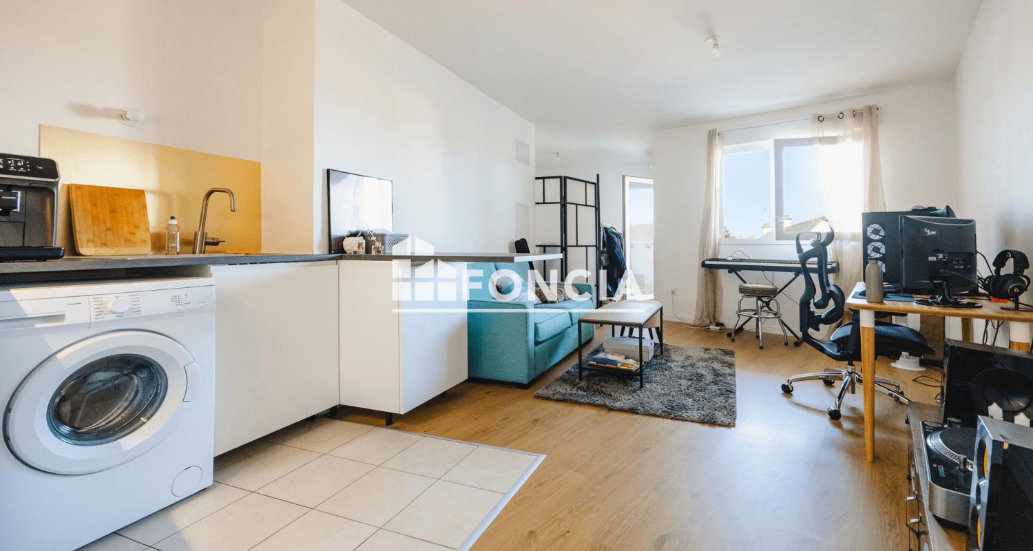 BELLE RESIDENCE PROCHE COMMODITES