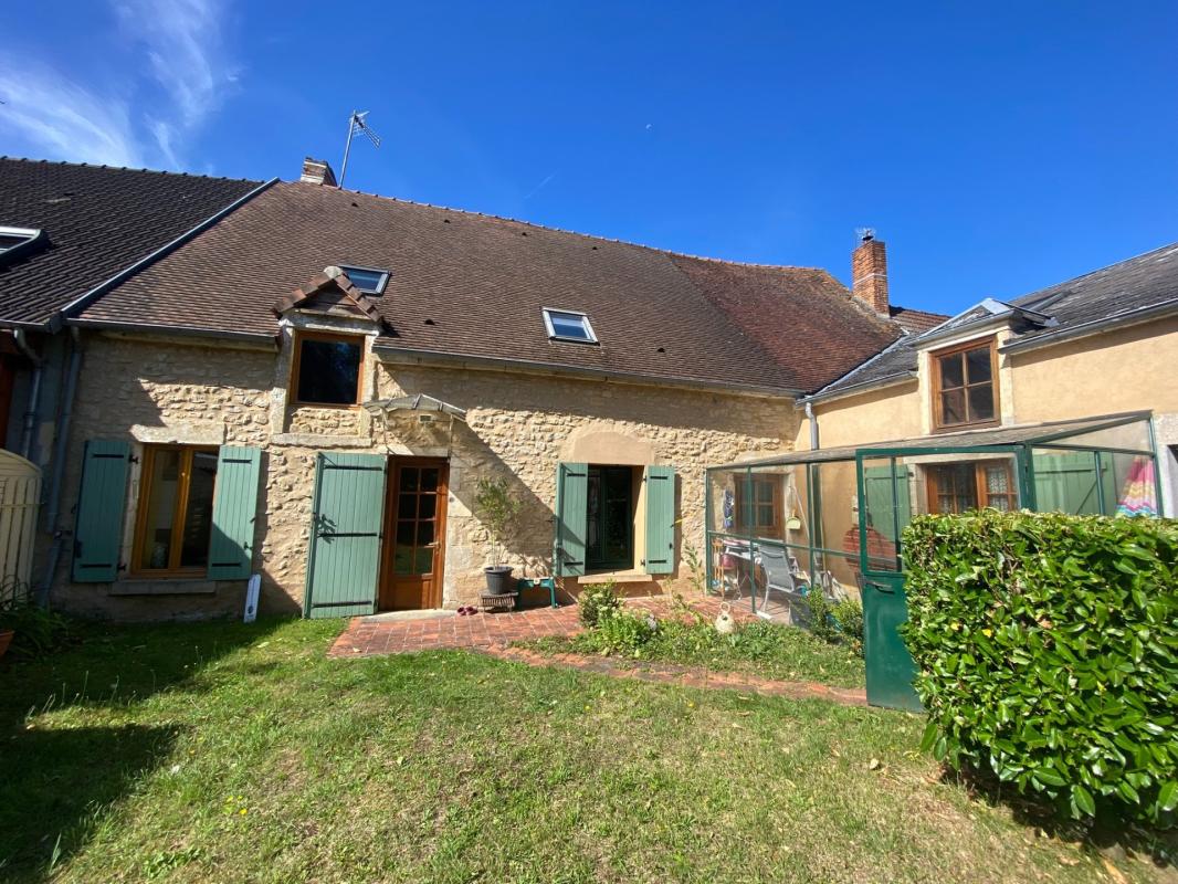 VENTE : maison 5 pièces (179 m²) à Montgivray