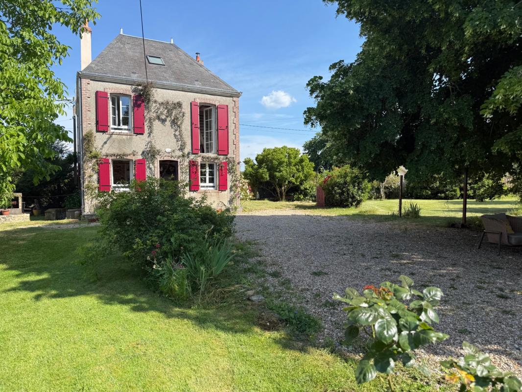 Maison de charme et son jardin