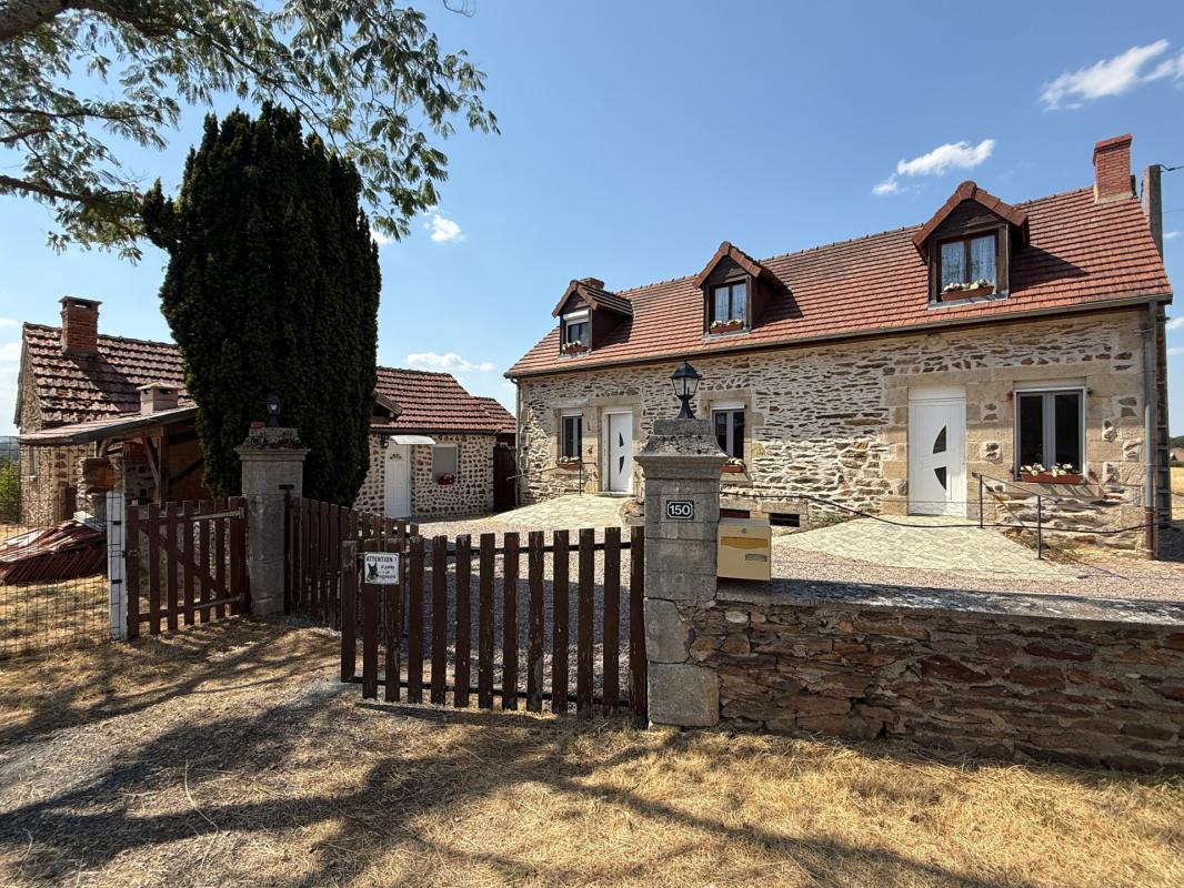 Maison de campagne et son étang