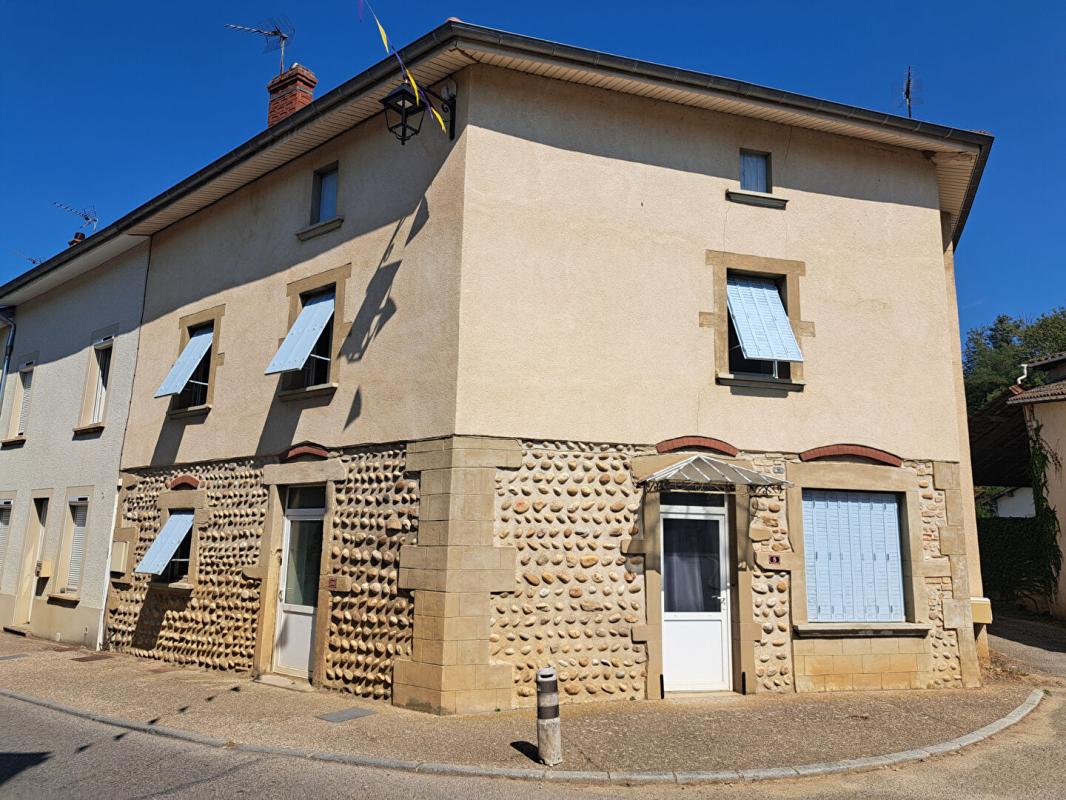 Immeuble Manthes 6 pièce(s) 155 m2