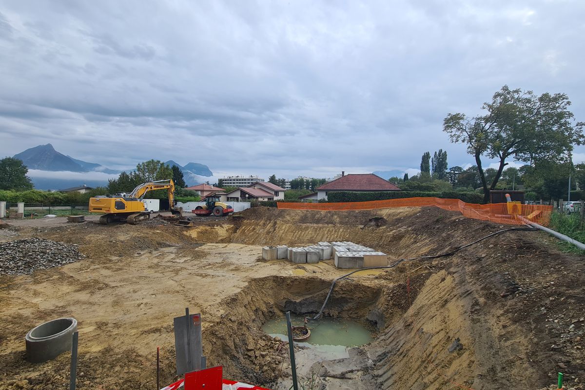 LES PRÉS DU FORT