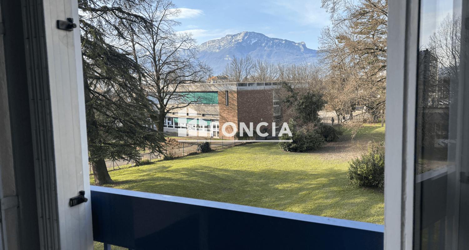 T2 dans copropriété prisée