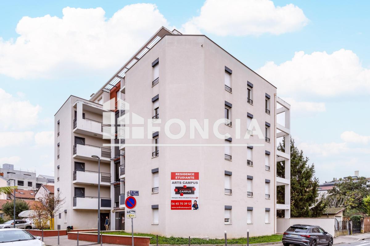 Studio (17.6 m²) à vendre - Villeurbanne (69100)