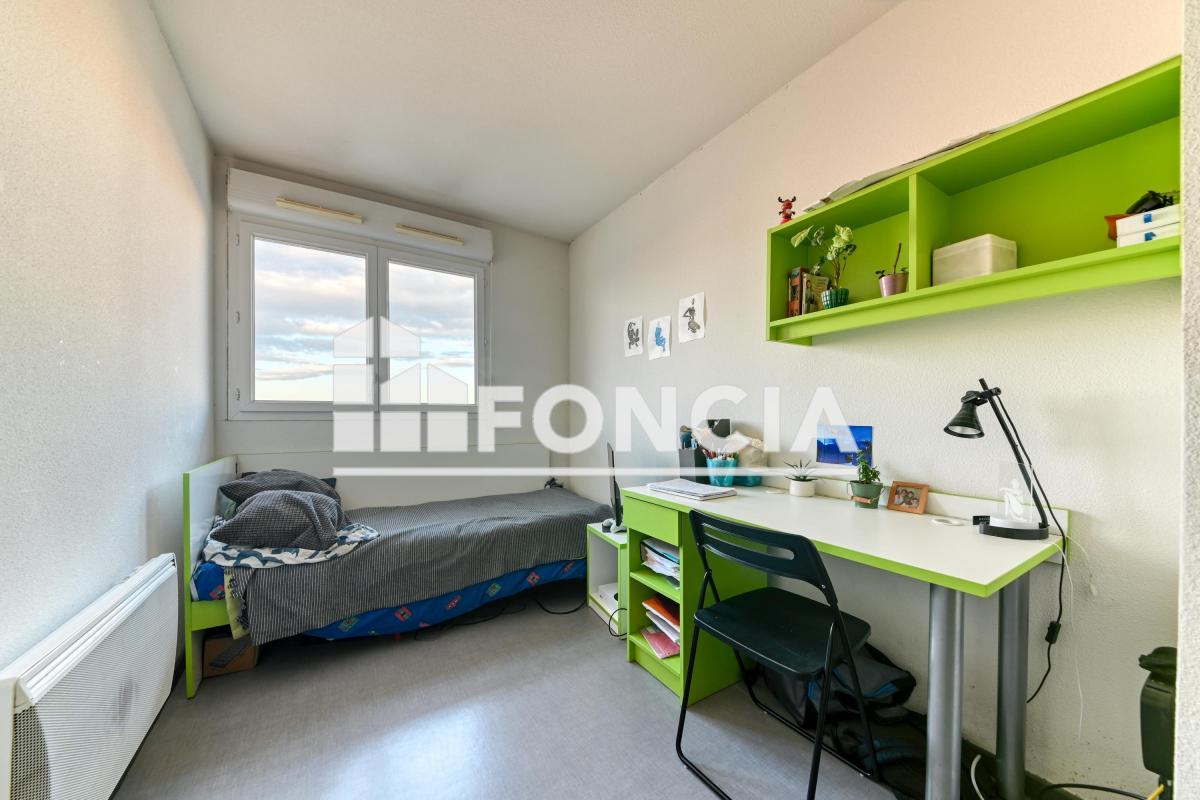 Studio (17.6 m²) à vendre - Villeurbanne (69100)