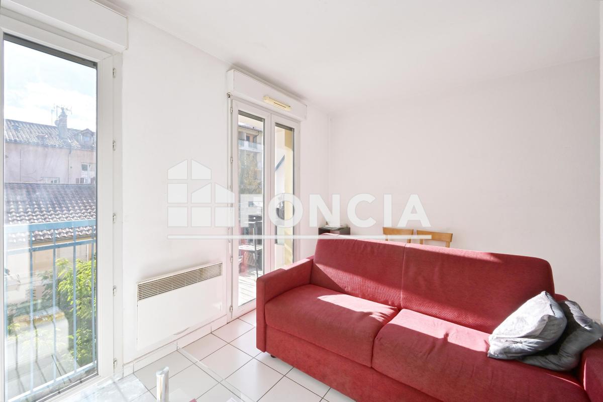 Appartement 2 pièces (32 m²) à vendre - Lyon 3ᵉ (69003)