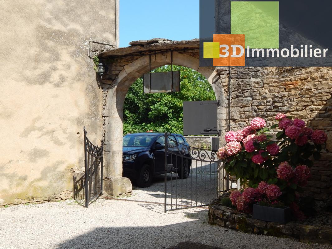 VENTE CHATEAU-CHALON (39), À VENDRE maison de caractère 400 m², 5 chambres d'hôtes + logement privé - Photo 2