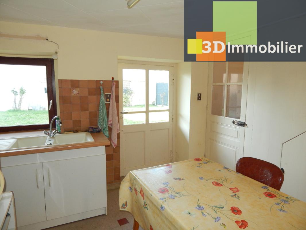 SECTEUR BLETTERANS (39), À VENDRE MAISON À RAFRAÎCHIR COMPRENANT 2 LOGEMENTS, DÉPENDANCES, TERRAIN 1180 M² - Photo 3