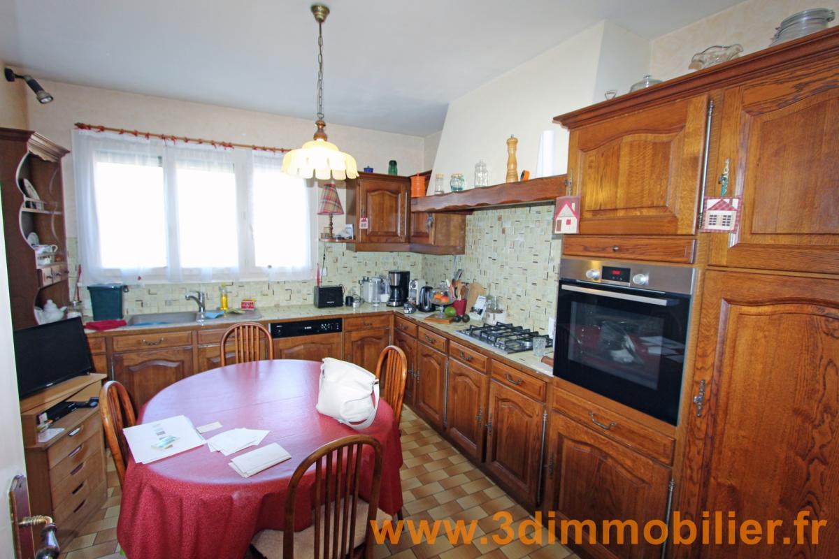 proche Lons-le-Saunier (39 JURA), vends maison sans travaux sur sous-sol au calme - Photo 4