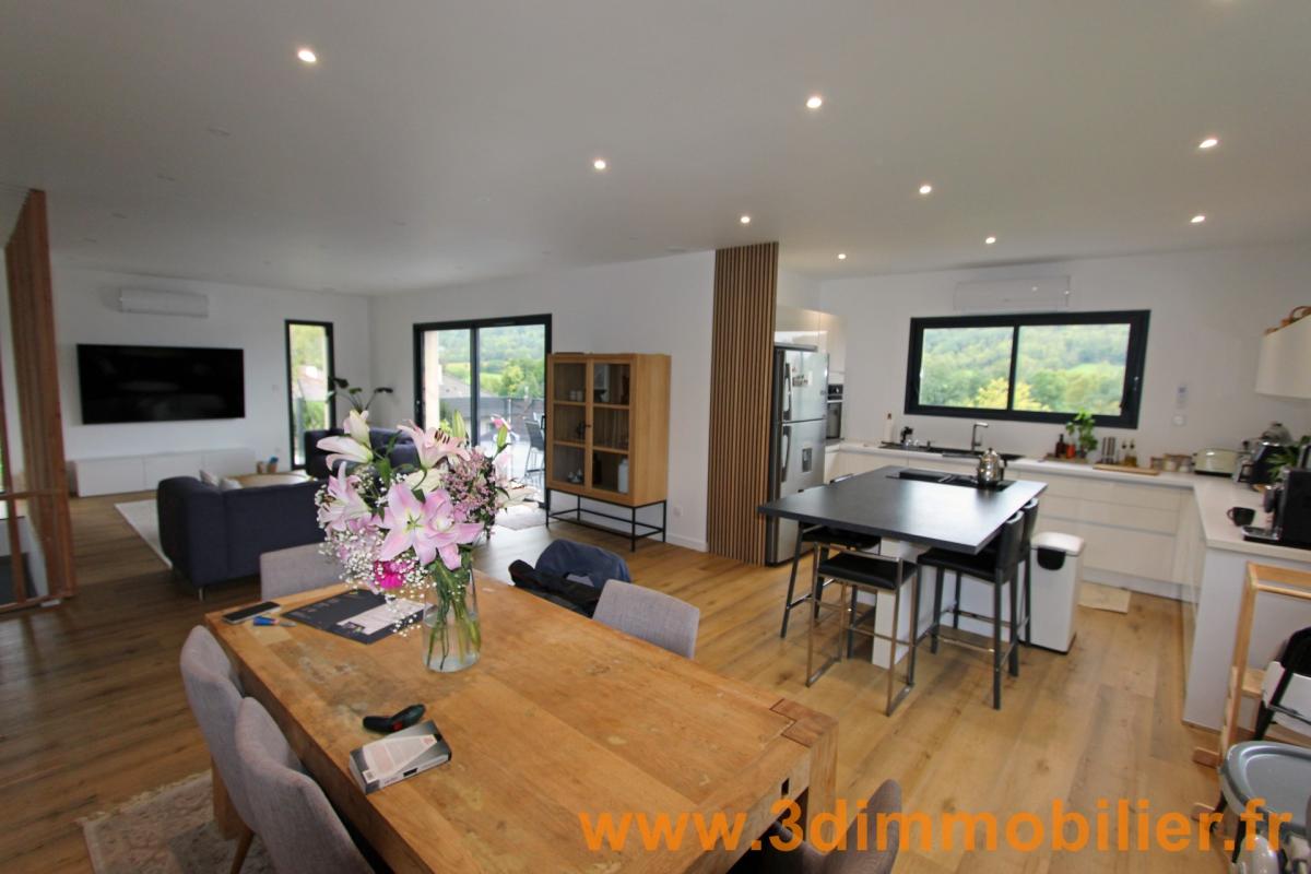 Lons-le-Saunier (39 JURA), à vendre une maison contemporaine récente de 5 chambres - Photo 5