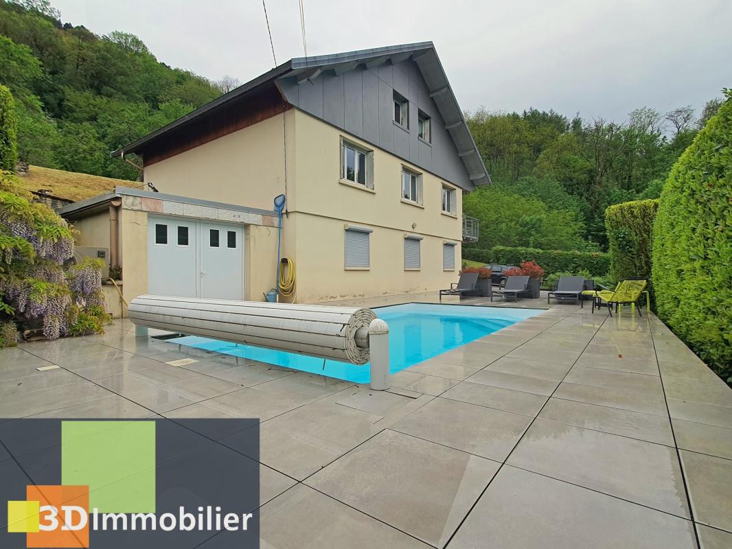 A 5 minutes de Lons-le-Saunier (39 JURA), vends une grande maison familiale sur sous-sol avec piscine et très grand terrain - Photo 3