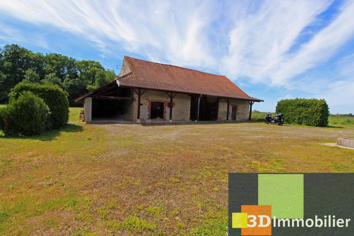 Secteur Chaussin (39 JURA), vends une maison SANS VOISIN et un corps de ferme sur 54 656 m² de terrain - Photo 2